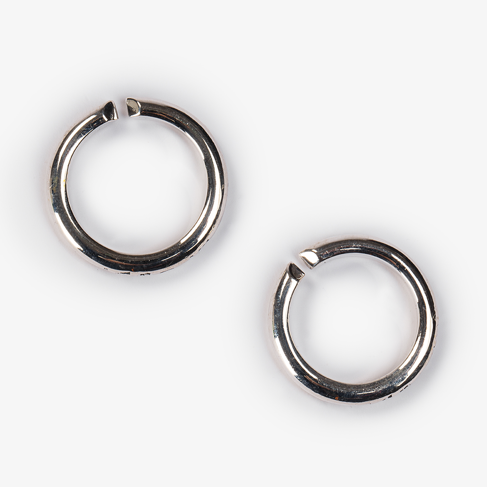 Catalogo 10033-2000x2000 Essentials Nexum Arg